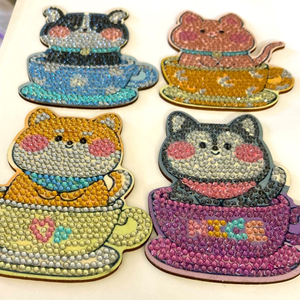 2 cat and 2 dog coasters on wood. Handmade with diamond dot art. Bme4012